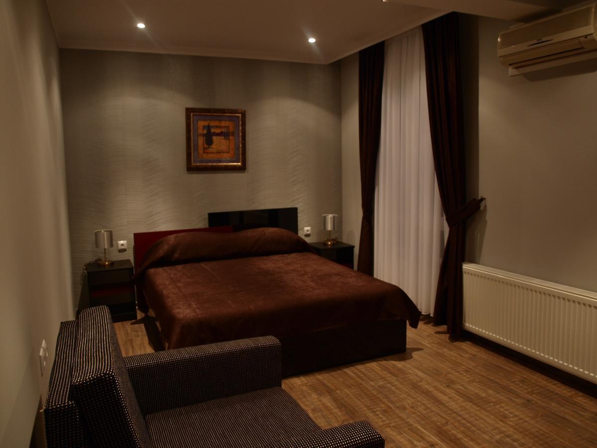 Hotel Mimoza Razgrad Exterior photo
