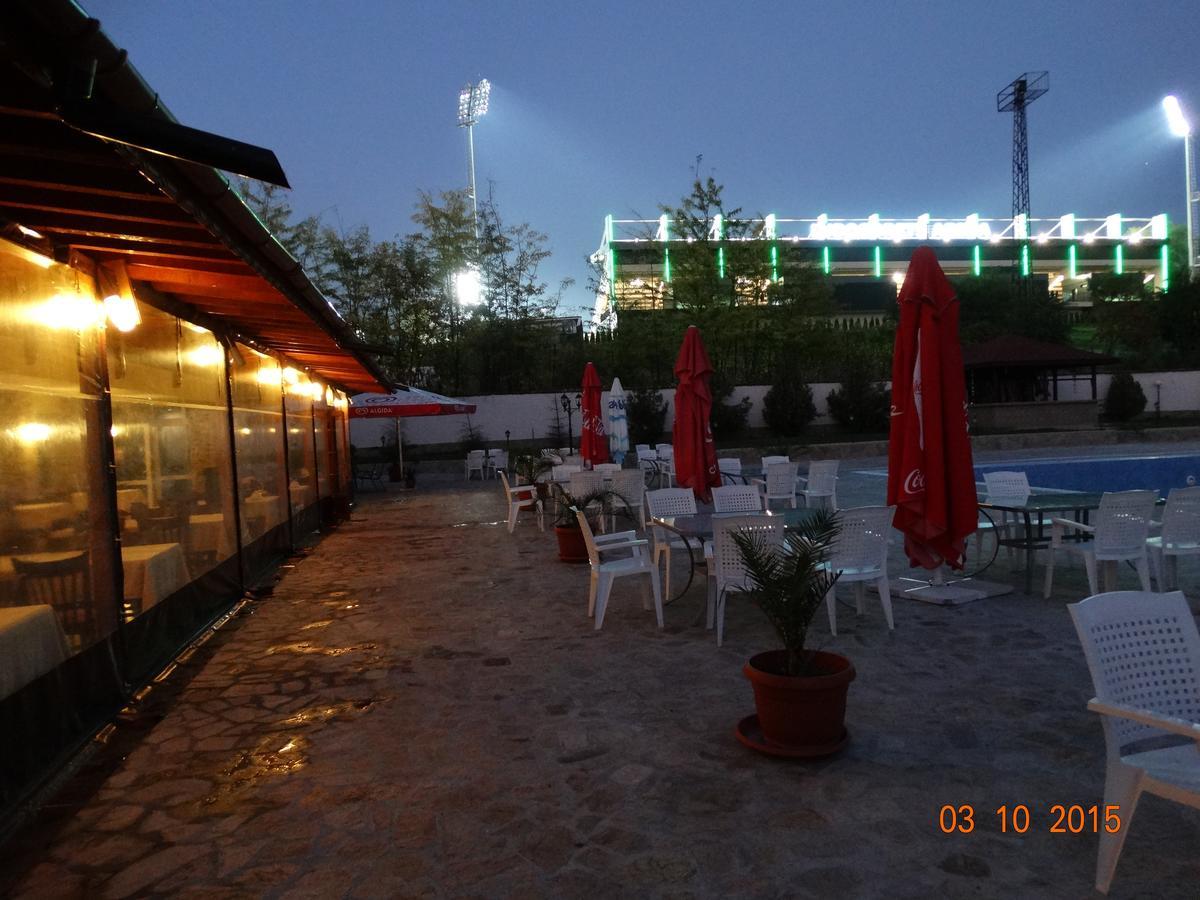 Hotel Mimoza Razgrad Exterior photo