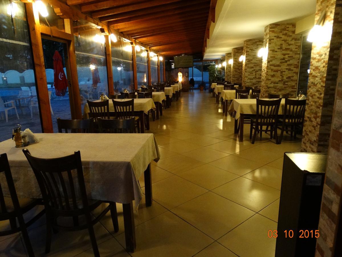 Hotel Mimoza Razgrad Exterior photo
